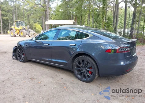 2018 Tesla Model S 100D/75D/P100D из США, поврежденный, VIN 5YJSA1E47JF258543
